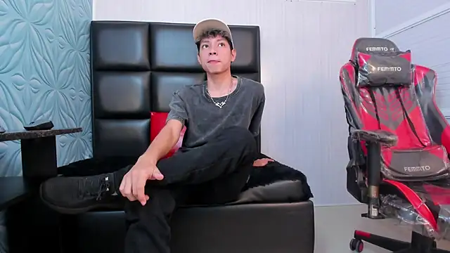 JeanLuc_Live's Webcam Show