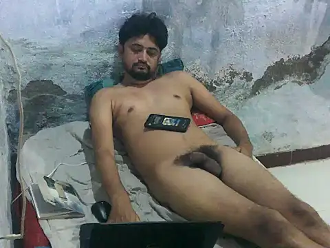 Show modela ROCOGUJUBULL na web-kameri