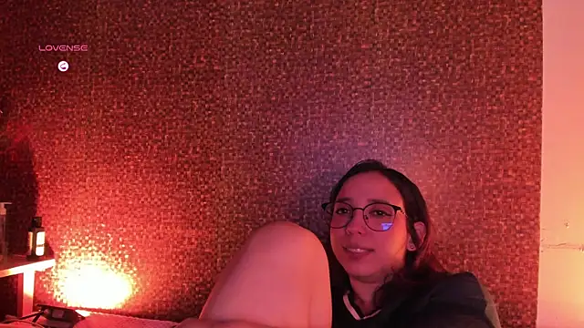Apartment28 即時 XXX 聊天