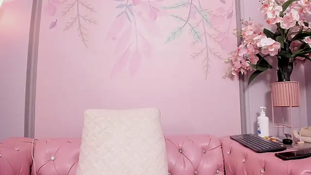 Miabloom19_ Live XXX-chat
