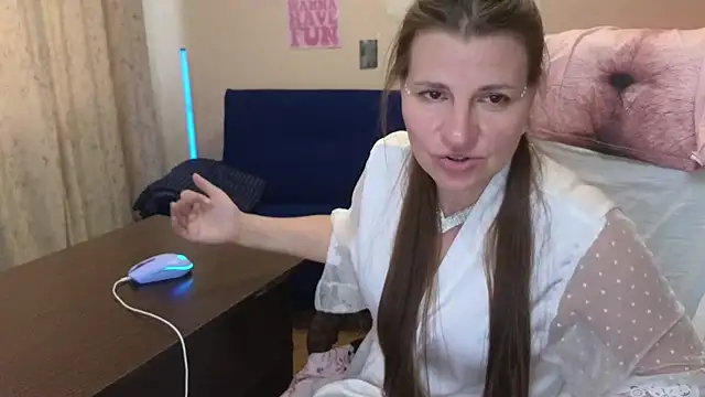 Mirabelle_Velvet's Live XXX Chat
