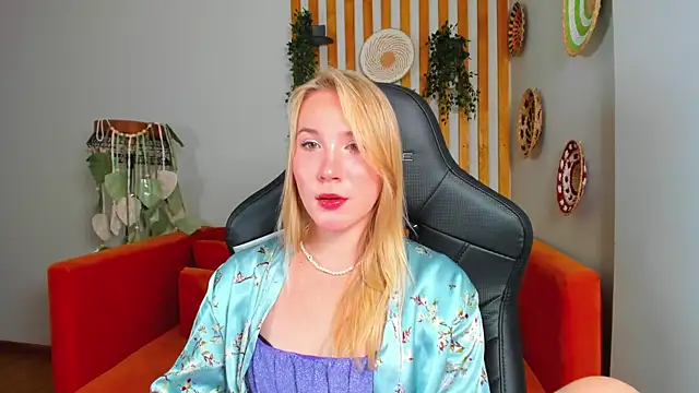 ElaraVoltage Chat XXX in diretta