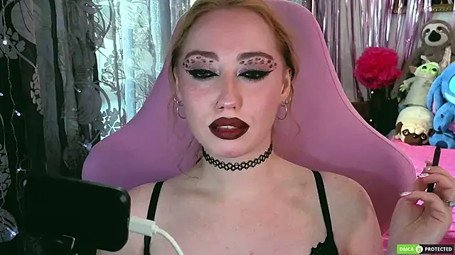 Chat XXX en directo de TinaBrook