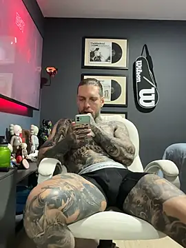 ThomasHells Live XXX-Chat