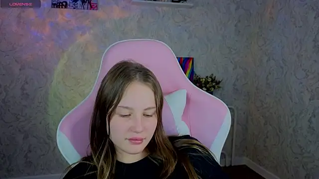 Vanessa_Sinclairr Adlı Modelin Canlı XXX Sohbeti