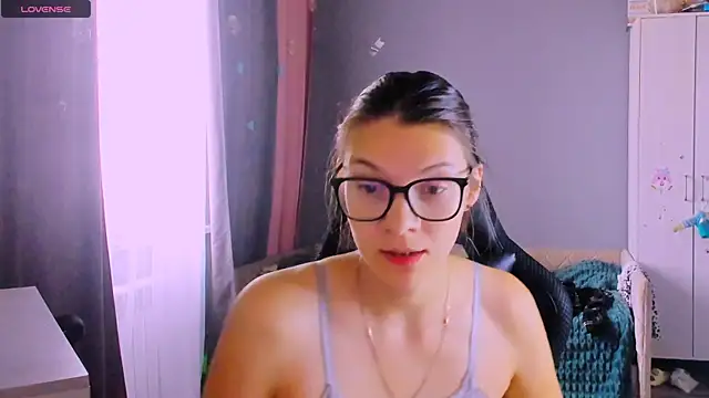 MollyLollipop's Live XXX Chat