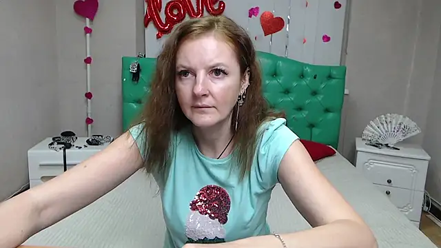 MeganPirs live XXX chat