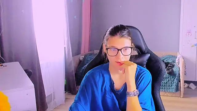 แชท XXX สดของ MollyLollipop