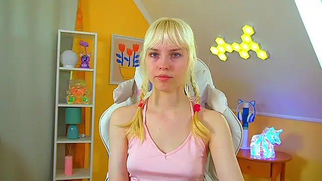 HannahHollis' Live XXX Chat