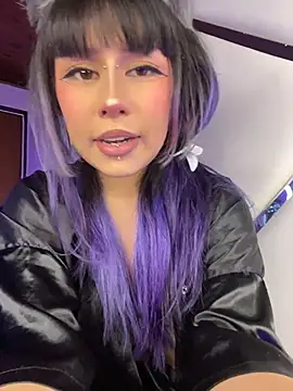 Ami_L Chat XXX live