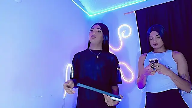 violeta_E_ Pertunjukan Webcam