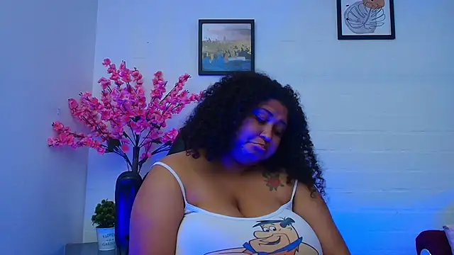 Ayliinn_ Chat XXX in diretta