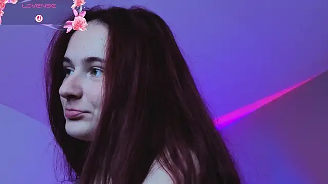 Živý XXX chat L1ittle_kitty_