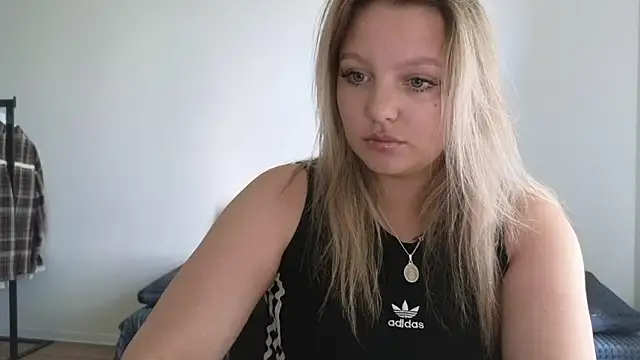 bettyloveu's Live XXX Chat