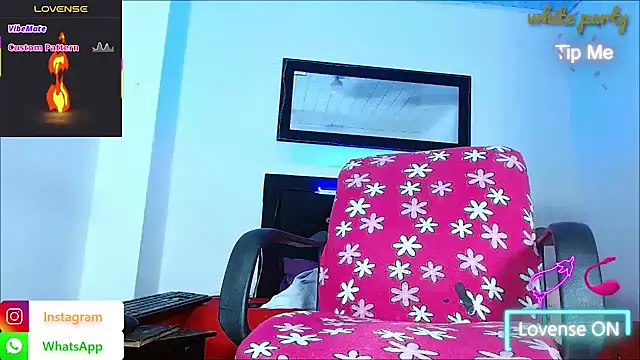دردشة hotboyluxe الجنسية المباشرة