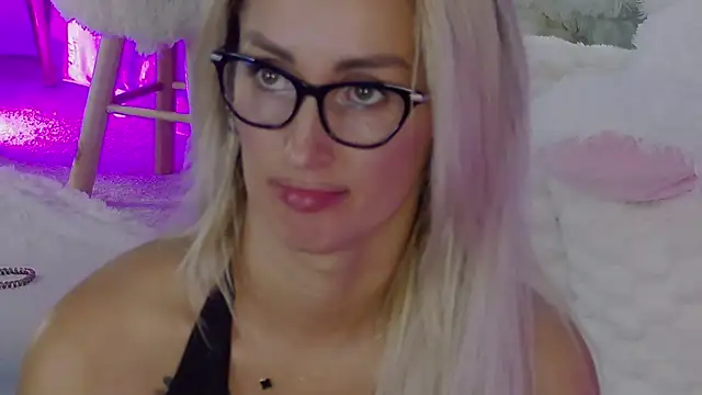 Czat XXX na żywo – IsabelleEthan
