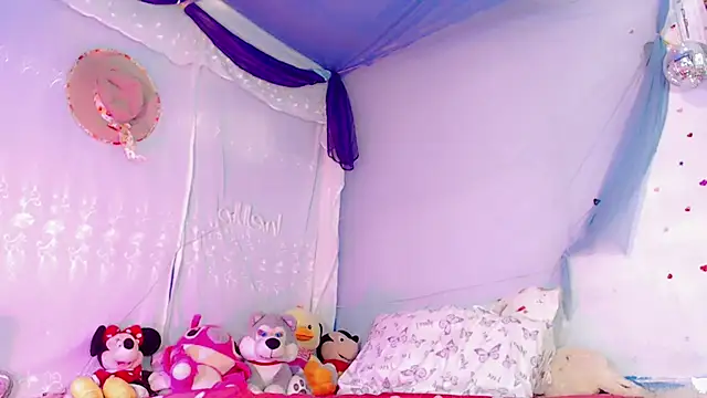 Chat XXX ao vivo de lilith-12