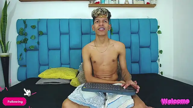 Онлайн чат XXX Stephen_Angel