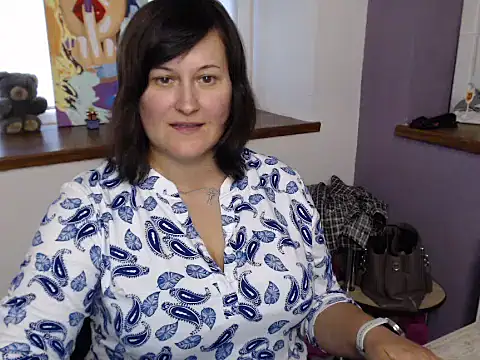 XXX chat uživo modela Milfa_meddison