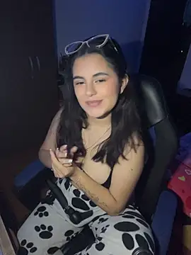 kaeliamoon Chat XXX in diretta