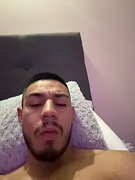 Chat XXX en directo de Taylor_DiamondBoy
