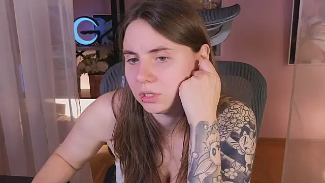 _AnnaStark_ Chat XXX in diretta