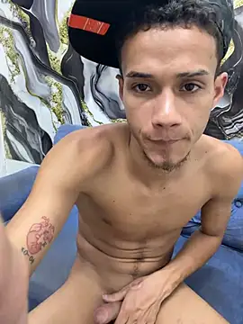 friends_lust_latin Webcamshow