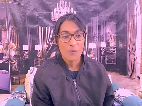 XXX chat uživo modela IndianRebel4u2Luv
