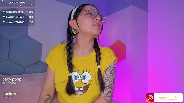 Živý XXX chat kitty_patitas_suavesss