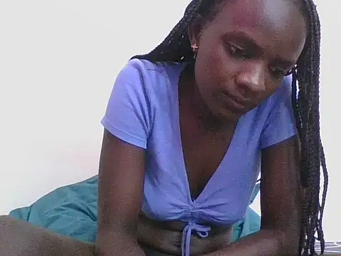 ebonypetite2's Live XXX Chat