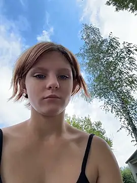 NinaParri – Live XXX-chat
