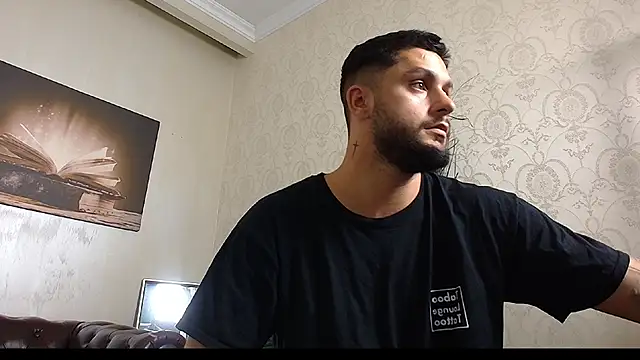 TroyWadee Chat XXX live