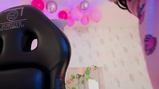 Živý XXX chat MARIANA_TAY1