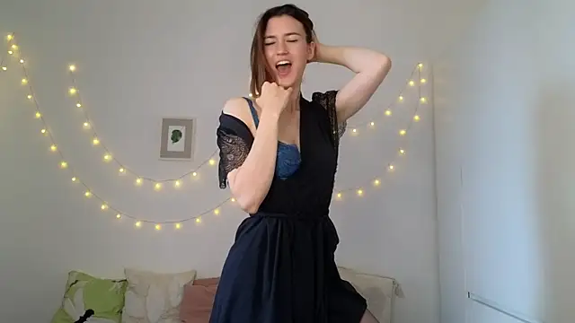 دردشة AliciaNewell الجنسية المباشرة
