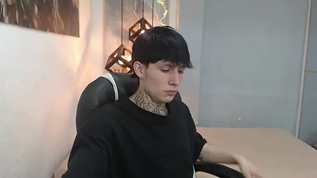 Cry_therealn Live XXX chat