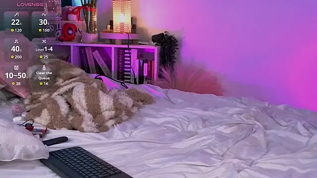 KatieSwanのライブXXXチャット