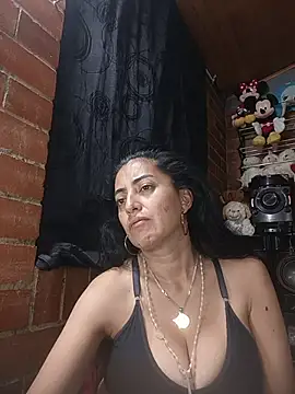 Alexandrinan Live XXX chat