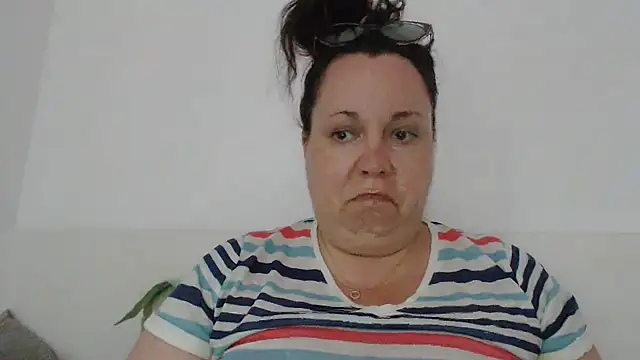 WendyRhoades 现场XXX聊天