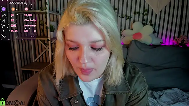 Chat +18 de Michele_Greenn ao vivo