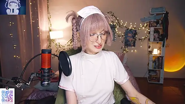 koshkasenpai's Webcam Show