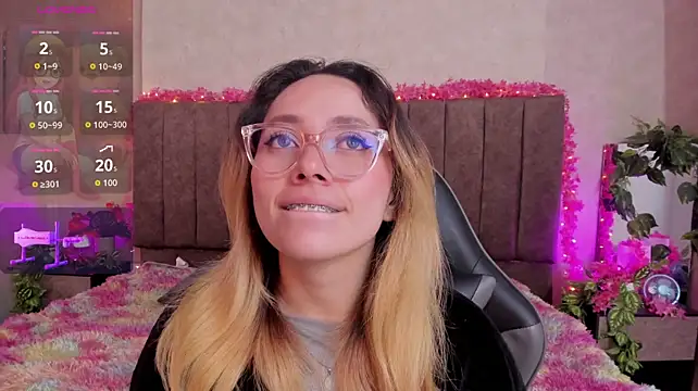 Chat XXX en directo de LanaMills_