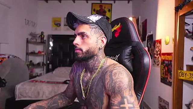 Chat +18 de logan_hugh8 ao vivo