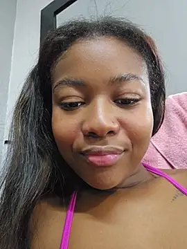 OriannaJames' Live XXX Chat
