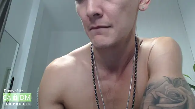 Chatroom XXX en direct de Rustynf1tz_