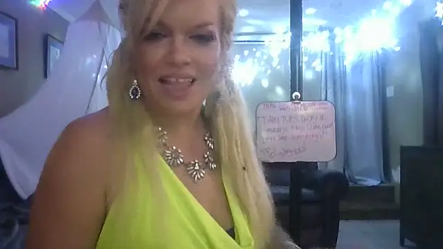 marilyn420 Chat XXX live