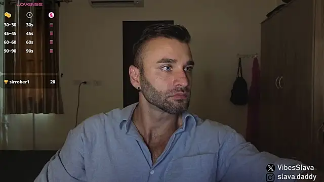 DaddySlava 라이브 XXX 채팅