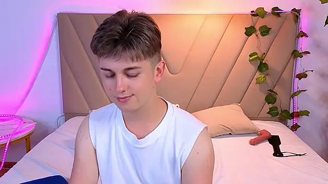 Webkamerová show Miless_Cooper