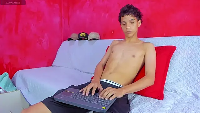 Вебкам-шоу LatinPrince_