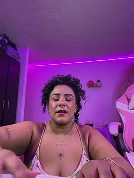 ariadna_cooper 即時 XXX 聊天