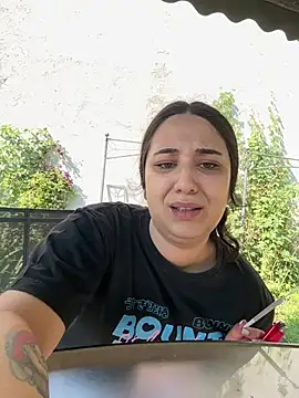 ICEGLOSS' Live XXX Chat